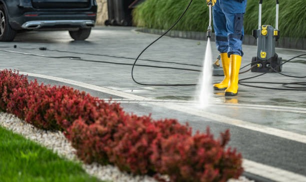 Professional Pressure Washing Services in De Pere, WI